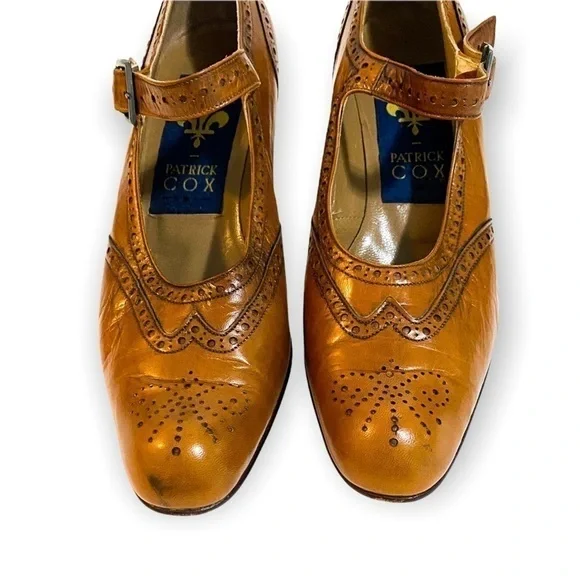 Vintage Y2K Patrick Cox‎ brown Mary Jane heel, size 37.5, antique finish